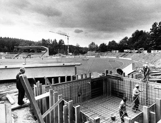 Fußball, Stadiongeschichte FC 08 Homburg Baustelle Waldstadion, Heimspielstätte des FC 08 Homburg