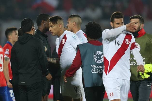 Chile x Peru SANTIAGO, CHILE - 06 29 2015: CHILE PERU X - Claudio Pizarro (right) and Jose Paolo Guerrero during the match between Chile x Peru held at the National Stadium Julio Mart?nez Pr?danos the semifinals of the Copa America 2015 in Chile. (Photo: Carlos Ezequiel Vannoni FotoArena)  CarlosxEzequielxVannoni