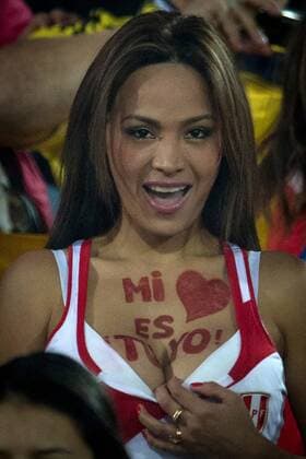 SANTIAGO, June 30, 2015 --A fan from Peru reacts prior to the Copa America Chile 2015 semifinal match against Chile, held at National Stadium, in Santiago, Chile, on June 29, 2015. Chile won 2-1 ) (SP)CHILE-SANTIAGO-COPA AMERICA-CHILE VS PERU PedroxMera 