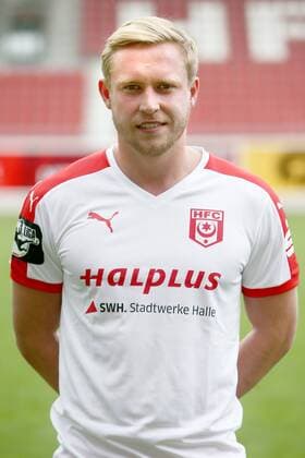Hallescher FC Fußball Saison 2015-16 Halle Saale, 29.06.2015, Fussball, 3. Liga, Saison 2015 - 2016. , Hallescher FC Mannschaftsfototermin Portrait Porträt. , Im Bild: Marcel Baude. ,