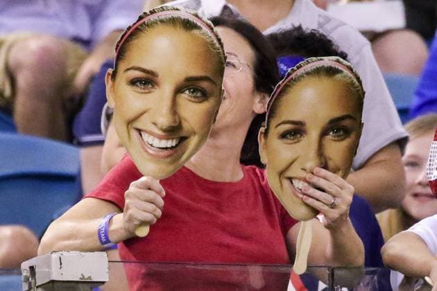 Ein weiblicher Fan von Alex Morgan (USA), Fans, Publikum, Zuschauer, Stimmung, Atmosphäre, Stadion, Fussball, FIFA Frauen-WM 2015, Deutschland - USA, xozx