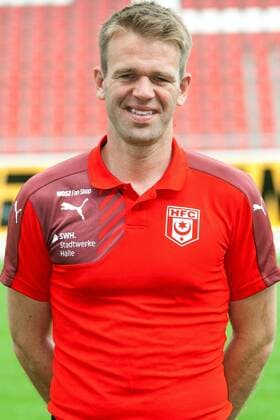 Halle Saale Saison 2015 2016 Fussball 3.Liga Mannschaftsfoto Hallescher FC 1. Mannschaft Saison 2015 2016 im Bild: Benjamin Duray (Co-Trainer)
