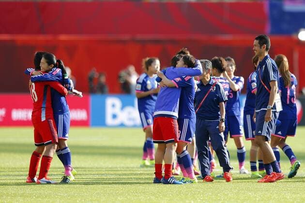Women s Japan national team Nationalteam group line-up (JPN), JULY 1, 2015 - Football Soccer : Japan team celebrates after the game during the FIFA Women s World Cup Canada 2015 Semi-final match between Japan and England at Commonwealth Stadium in Edmonton, Canada. Noxthirdxpartyxsales  (qdwa041613)