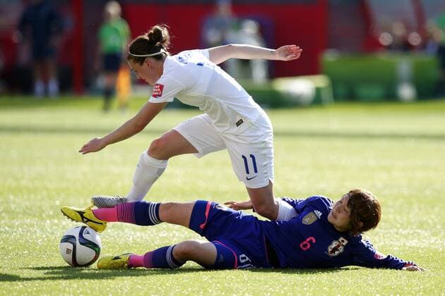 Jade Moore (ENG), Mizuho Sakaguchi (JPN), JULY 1, 2015 - Football Soccer : FIFA Women s World Cup Canada 2015 Semi-final match between Japan 2-1 England at Commonwealth Stadium in Edmonton, Canada. Noxthirdxpartyxsales  (jwhb006360)