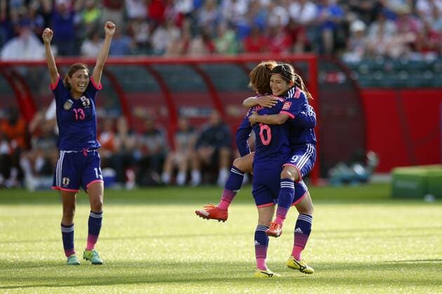 (L-R) Rumi Utsugi, Mizuho Sakaguchi, Nahomi Kawasumi (JPN), JULY 1, 2015 - Football Soccer : Nahomi Kawasumi, right, of Japan celebrates scored own goal by Laura Bassett of England during the FIFA Women s World Cup Canada 2015 Semi-final match between Japan 2-1 England at Commonwealth Stadium in Edmonton, Canada. Noxthirdxpartyxsales  (jwhb006366)