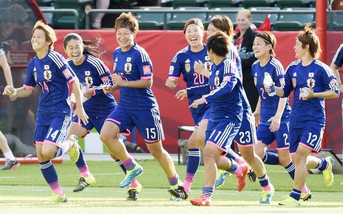 Holders Japan beat England to reach Women s World Cup final Players of Nadeshiko Japan celebrate after defeating England 2-1 in a Women s World Cup semifinal in Edmonton, Canada, on July 1, 2015. Japan will meet the United States in the final for the second tournament in a row. 