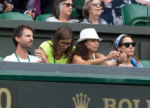 Sabine Lisicki Team, Coach Christopher Kas, Lilly Becker (mit Hut), Ehefrau von Boris Becker in der Spieler Loge, Tennis - Wimbledon 2015 - Grand Slam ITF ATP Tennis Herren WTA Tennis Damen - AELTC - London - - Great Britain - 2 July 2015. Juergen Hasenkopf