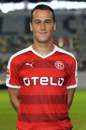 Fussball, 2. Bundesliga, Deutschland, Herren, Porträttermin Saison 2015 2016, Fortuna Düsseldorf, F95: Michael Liendl (Düsseldorf). Einzelbild, Portrait, Porträt.