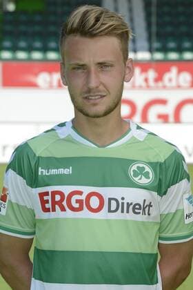 02.07.2015 - SpVgg Greuther Fürth Fuerth - 2. Fußball Bundesliga - Saison 2015 2016 - Fototermin Fotoshooting Porträttermin Portraittermin - - - Einzelfoto Kopfbild Portrait Porträt - Tom Trybull (39, SpVgg Greuther Fürth )