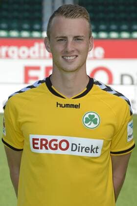 02.07.2015 - SpVgg Greuther Fürth Fuerth - 2. Fußball Bundesliga - Saison 2015 2016 - Fototermin Fotoshooting Porträttermin Portraittermin - - - Einzelfoto Kopfbild Portrait Porträt - Mark Flekken (30, SpVgg Greuther Fürth )