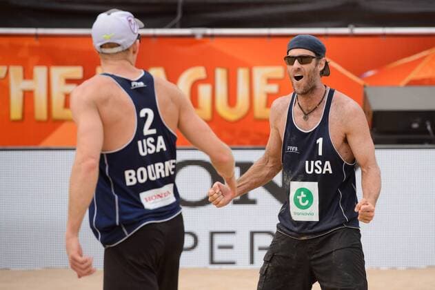 02.07.2015, Den Haag, Hofvijver Stadion World Championships Weltmeisterschaft 2015, 2. K.O. Runde Jubel Tri Bourne ( 2 USA), John Hyden ( 1 USA) nach Sieg