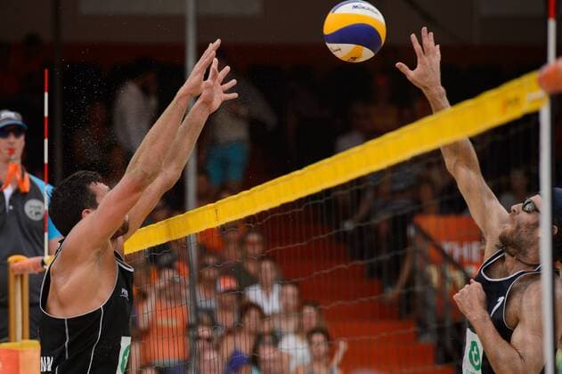 02.07.2015, Den Haag, Hofvijver Stadion World Championships Weltmeisterschaft 2015, 2. K.O. Runde Block Jonathan Erdmann ( 1 GER) - Angriff John Hyden ( 1 USA)
