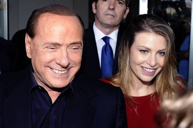 Mailand, Präsentation des neuen Trainers des AC Mailand Silvio Berlusconi-Barbara Berlusconi 