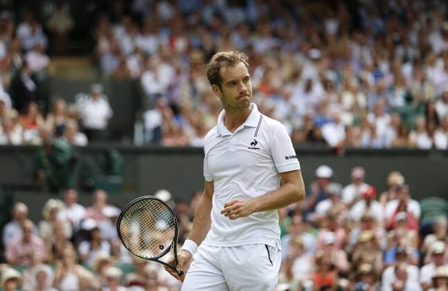 Richard Gasquet of France reacts during the men s singles third round against Grigor Dimitrov of Bulgaria at the 2015 Wimbledon Championships in Wimbledon, southwest London, July 3, 2015. Gasquet won 3-0. ) (SP)UK-WIMBLEDON-TENNIS-2015-DAY 5 YexPingfan 