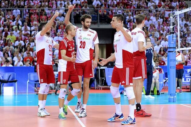 03.07.2015 KRAKOW 2015 FIVB VOLLEYBALL WORLD LEAGUE 2015 POLAND - USA: MICHAL KUBIAK , PAWEL ZATORSKI , MATEUSZ MIKA , FABIAN DRZYZGA , celebration , PRETENSJE SEDZIA  20150703CSMS0023