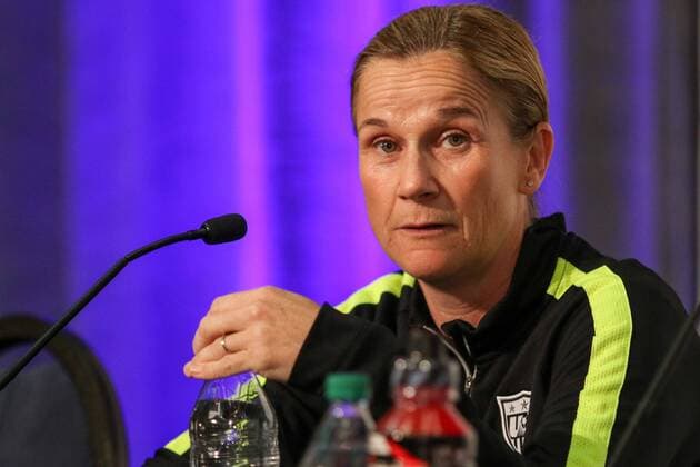 Jill Ellis (Trainerin, USA), auf der Pressekonferenz der USA vor dem Finale gegen Japan, Fussball, FIFA Frauen-WM 2015, Pressekonferenz, xozx