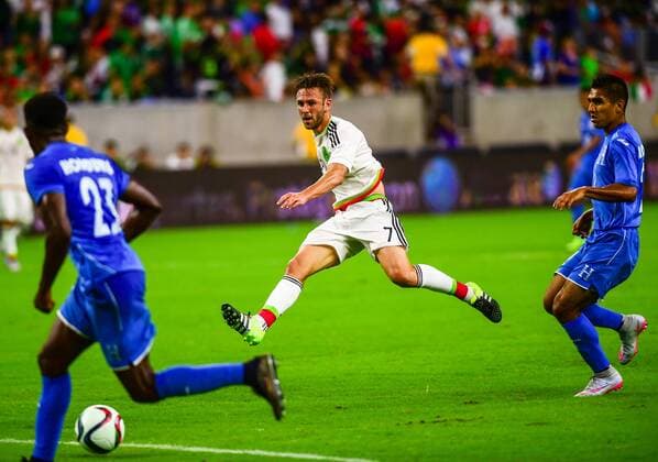 July 1, 2015: Mexico DF Miguel Layun (7) during the Mexico vs Honduras soccer match at NRG Stadium, Houston, Texas. SOCCER: JUL 01 Mexico v Honduras Icon150701045 EDITORIAL USE ONLY