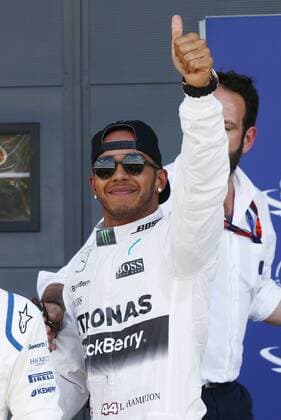 Motorsports: FIA Formula One World Championship WM Weltmeisterschaft 2015, Grand Prix of Great Britain, 44 Lewis Hamilton (GBR, Mercedes AMG Petronas Formula One Team), xHOCHxZWEIx