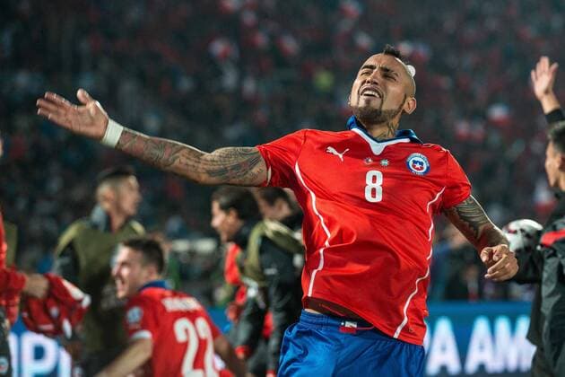Chile x Argentina SANTIAGO, CHILE - 04 07 2015: CHILE X ARGENTINA - Arturo Vidal of Chile celebrates after Chile beat Argentina on penalties disputes during match between Chile x Argentina, valid for the final of the Copa America 2015 held at the National Stadium Julio Mart?nez Pr?danos. (Photo: Marcelo Machado de Melo FotoArena)  MarceloxMachadoxdexMelo