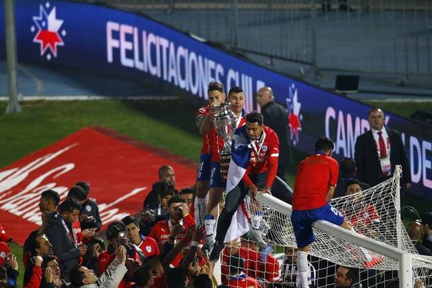Football, Chile v Argentina. Copa America 2015 . Chile s, players celebrate after winning the Copa America 2015 in a football match against Chile,Argentina at the Nacional stadium in Santiago, Chile. 04 07 2015 Christian Iglesias Photosport Chile v Argentina, Copa America 2015. 