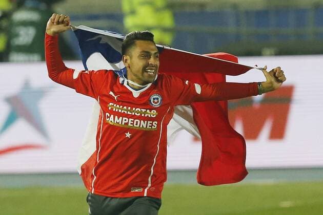 Football, Chile v Argentina. Copa America 2015 . Chile s player Gonzalo Jara celebrates his victory against Argentina during the match for finals of the 2015 Copa America at Nacional stadium. Santiago, Chile. 04 07 2015 Marcelo Hernandez Photosport Chile v Argentina, Copa America 2015. 