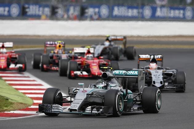 Motorsports: FIA Formula One World Championship WM Weltmeisterschaft 2015, Grand Prix of Great Britain, 6 Nico Rosberg (GER, Mercedes AMG Petronas Formula One Team), xHOCHxZWEIx
