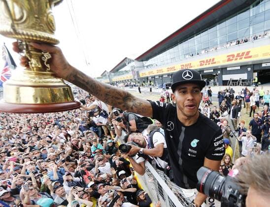 Motorsports: FIA Formula One World Championship WM Weltmeisterschaft 2015, Grand Prix of Great Britain, 44 Lewis Hamilton (GBR, Mercedes AMG Petronas Formula One Team), xHOCHxZWEIx