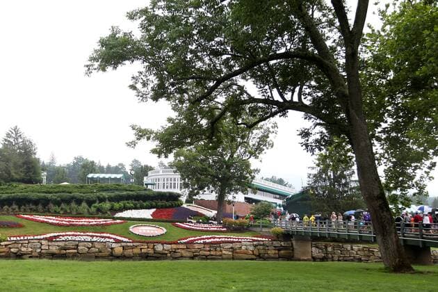 July 3, 2015 - White Sulphur Springs, West Virginia, United States - General view of the clubhouse near the 18th green during the second round of The Greenbrier Classic at The Old White TPC. PGA Golf Herren 2015 - Greenbrier Classic - Round 2 - ZUMAw109