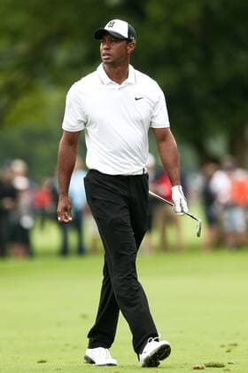July 3, 2015 - White Sulphur Springs, West Virginia, United States - Tiger Woods reacts after hitting a fairway shot on the 10th hole during the second round of The Greenbrier Classic at The Old White TPC. PGA Golf Herren 2015 - Greenbrier Classic - Round 2 - ZUMAw109