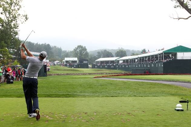 July 3, 2015 - White Sulphur Springs, West Virginia, United States - Greg Owen tees off the 18th hole during the second round of The Greenbrier Classic at The Old White TPC. PGA Golf Herren 2015 - Greenbrier Classic - Round 2 - ZUMAw109