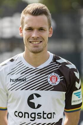 Christopher Buchtmann (FC St.Pauli) 04.07.2015, Hamburg.