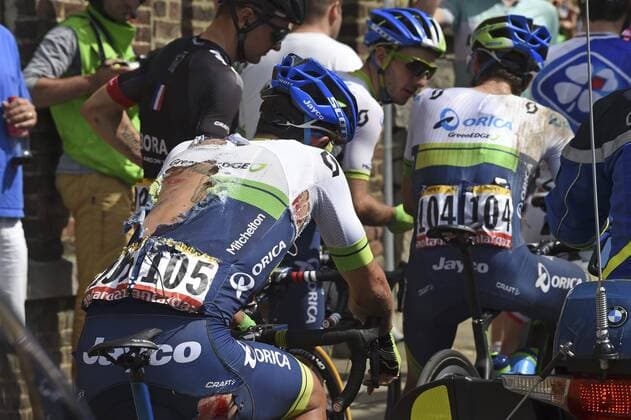 Illustration picture showing MATTHEWS Michael of Orica GreenEDGE, victim of the crash during the stage 3 of the 102nd edition of the Tour de France 2015 with start in Antwerp and finish in Huy, Belgium (159 kms) CYCLISME : Tour de France - Etape 3 - Anvers Huy - 06 07 2015 PhotoNews Panoramic 
