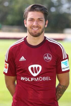 06.07.2015 - Fussball - 2. Fussball-Bundesliga - Saison 2015 2016 - 1. FC Nürnberg Nuernberg FCN - Fototermin Fotoshooting Porträttermin Portraittermin - JüRa - - Einzelfoto Kopfbild Porträt Portrait - Jürgen Juergen Mössmer Moessmer (5, 1.FC Nürnberg FCN )