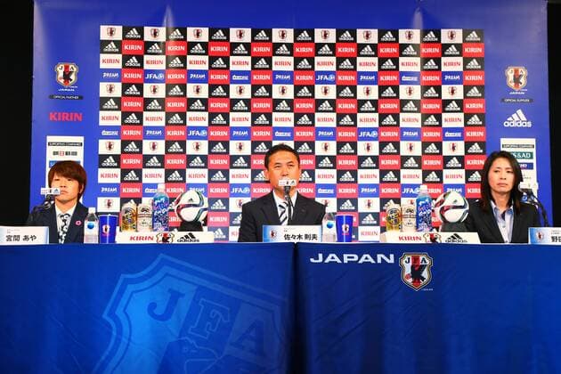(L-R) Aya Miyama, Norio Sasaki, Akemi Noda (JPN), JULY 7, 2015 - Football Soccer : Japanese women s national football team attends a press conference PK Pressekonferenz after arriving in Chiba, Japan. Japan lost the FIFA Women s World Cup Canada 2015 Final match against United States on July 5. NoxThirdxPartyxSales  (hnna015243)