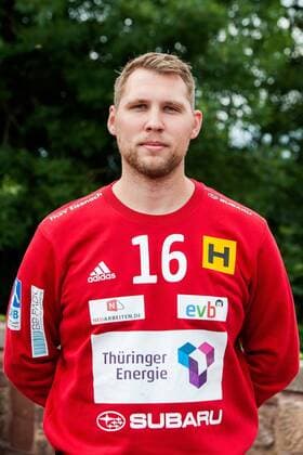 PRESSETERMIN THSV EISENACH 08 07 2015 - Eisenach: Die 1. Bundesliga Mannschaft des ThSV Eisenach zum Pressetermin am 8. Juli 2015 auf der Wartburg. Im Foto: Jan-Steffen Redwitz 16 (ThSV Eisenach)