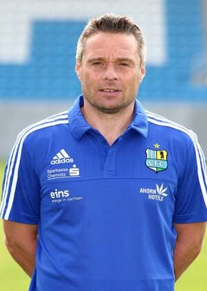 Chemnitz, 08.07.2015, Stadion an der Gellertstrasse, Fußball, 3.Liga , Chemnitzer FC, Mannschaftspräsentation für die Saison 2015 2016. , Mannschaftsfoto, Teamfoto. , Im Bild: Physiotherapeut Olaf Renn. ,