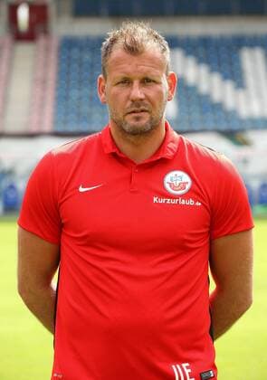 Co-Trainer Uwe Ehlers Einzelbild Portrait Portraet Porträt Oberkoerper Oberkörper Hochformat Fußball Fussball dritte 3. Liga Fototermin Porträtermin 2015 2016 Saison 2015 2016 08.07.2015 FC Hansa Rostock