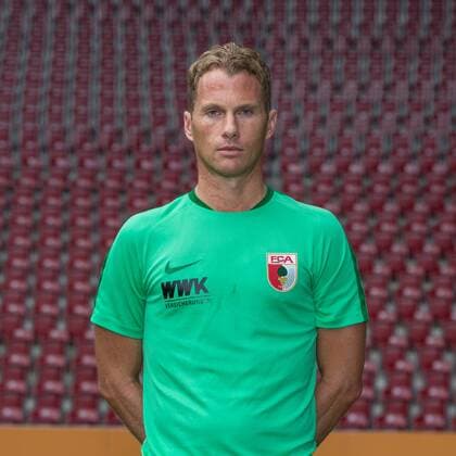James Morgan (Physiotherapeut FC Augsburg), FC Augsburg, Porträttermin 2015 2016
