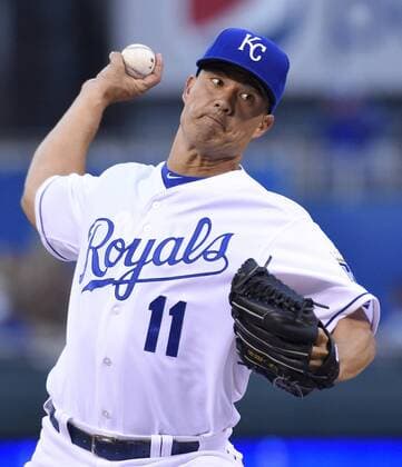 July 8, 2015 - Kansas City, MO, USA - Kansas City Royals pitcher Jeremy Guthrie throws in the first inning against the Tampa Bay Rays on Wednesday, July 8, 2015, at Kauffman Stadium in Kansas City, Mo. Tampa Bay at Kansas City - ZUMAm67_