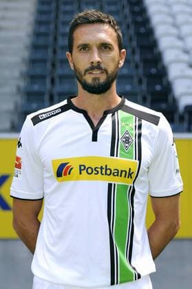 Fussball, Bundesliga, Deutschland, Herren, Porträttermin Saison 2015 2016; Bor. Mönchengladbach: Martin Stranzl (Mgladbach). Einzelbild, Portrait, Porträt.