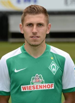 FUSSBALL 1. BUNDESLIGA SAISON 2015 2016 Teampräsentation SV Werder Bremen 10.07.2015 Levent Aycicek (SV Werder Bremen) 
