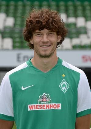 FUSSBALL 1. BUNDESLIGA SAISON 2015 2016 Teampräsentation SV Werder Bremen 10.07.2015 Mateo Pavlovic (SV Werder Bremen) 