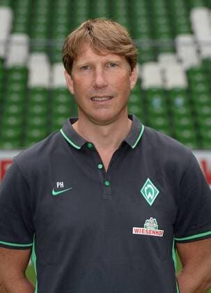 FUSSBALL 1. BUNDESLIGA SAISON 2015 2016 Teampräsentation SV Werder Bremen 10.07.2015 Mannschaftsarzt Philip Heitmann (SV Werder Bremen) 