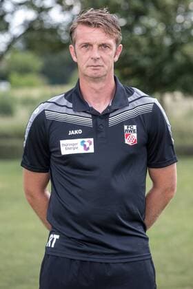 Weissensee , 100715 , Fussball 3.Liga FC Rot Weiss Erfurt Mannschaftsfoto , Portrait , Portraittermin im Bild: Torwartrainer Rene Twardzik (Erfurt)