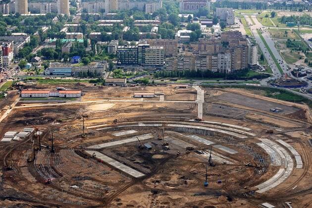 Aktuell FuÃŸball, WM 2018, Bauarbeiten fÃ¼r Stadion in Nischni Nowgorod NIZHNY NOVGOROD, RUSSIA. JULY 10, 2015. An aerial view of the construction site of the Nizhny Novgorod Stadium, a venue for 2018 FIFA World Cup WM Weltmeisterschaft Fussball matches. Sergei Fadeichev TASS  TS0077EE