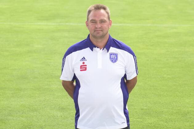 Osnabrueck, Deutschland 10. Juli 2015: Porträttermin 2015 2016 - VfL Osnabrück VfL Osnabrueck Mario Richter (Zeugwart) st