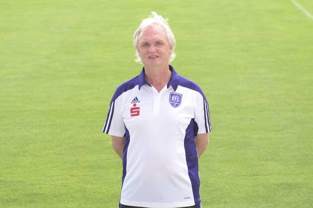 Osnabrueck, Deutschland 10. Juli 2015: Porträttermin 2015 2016 - VfL Osnabrück VfL Osnabrueck Manfred Glüsenkamp (Psychologe) st
