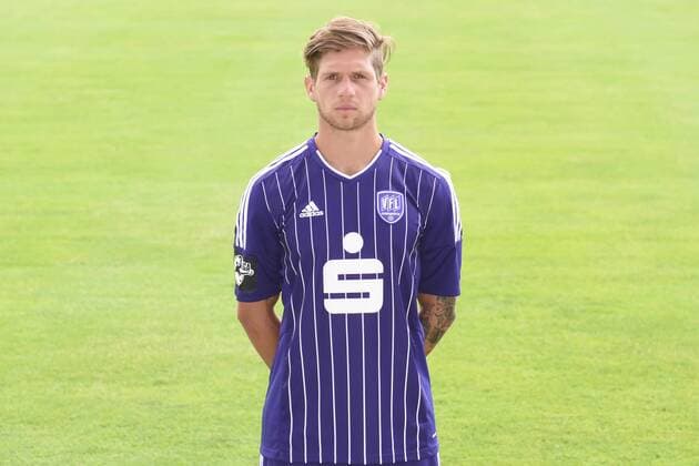Osnabrueck, Deutschland 10. Juli 2015: Porträttermin 2015 2016 - VfL Osnabrück VfL Osnabrueck Davide Grassi (Osnabrueck) st