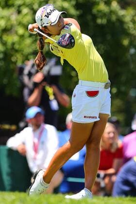 11 JUL 2015: Mi Hyang Lee of the Republic of Korea tees off at the par 4 1st hole during the third round of the 2015 U.S. Womens Open played at Lancaster Country Club in Lancaster Pennsylvania. GOLF: JUL 11 LPGA Golf Damen - U.S. Women s Open - Third Round Icon0711155592015 EDITORIAL USE ONLY