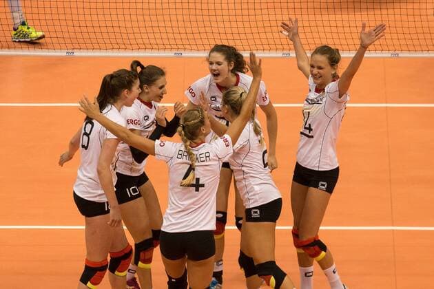 2015 FIVB Volleyball World Grand Prix Sao PAULO, Brazil - 12 07 2015: 2015 FIVB VOLLEYBALL WORLD GRAND PRIX - German Female players celebrate point during the match between Brazil vs Germany, valid for the 2015 FIVB Volleyball World Grand Prix, held at the Ibirapuera Gymnasium. (Photo: Marcelo Machado de Melo FotoArena)  MarceloxMachadoxdexMelo